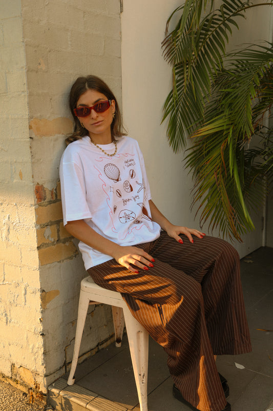 Holiday shells graphic t-shirt