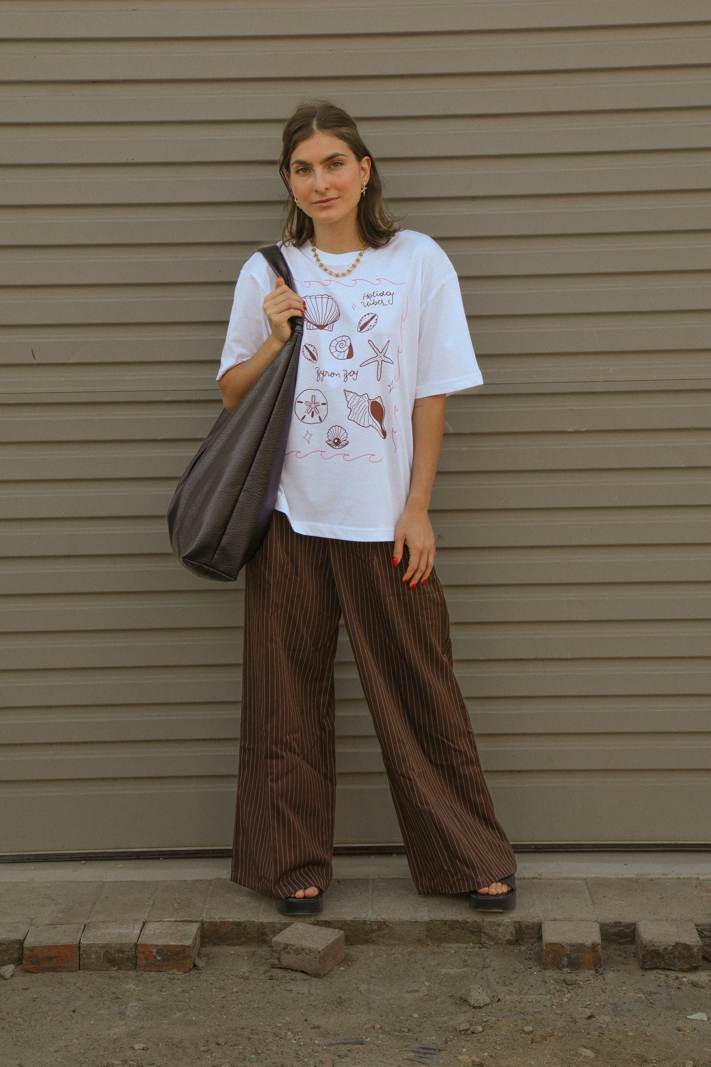 Holiday shells graphic t-shirt